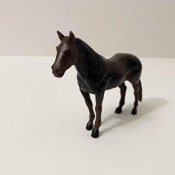 Lot of 2 ERTL Animal Figures Cow and Horse - Picture 15 of 16